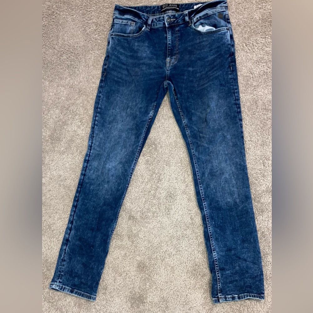 Stretch straight slim fit jeans